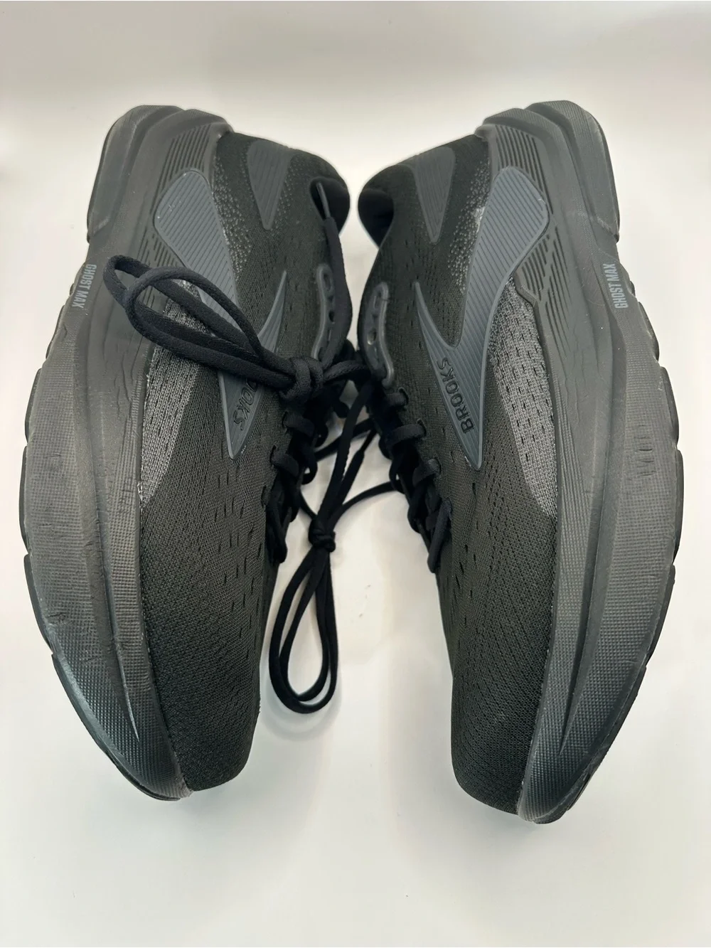 Brooks Ghost Max Shoes Mens Size 13Wide 4E Black Running Sneakers Athletic